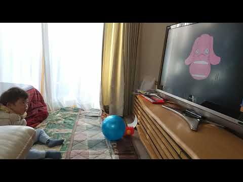タモリが歌うミスターシンセサイザー（みんなのうたの童謡）を見たときの2歳児の反応