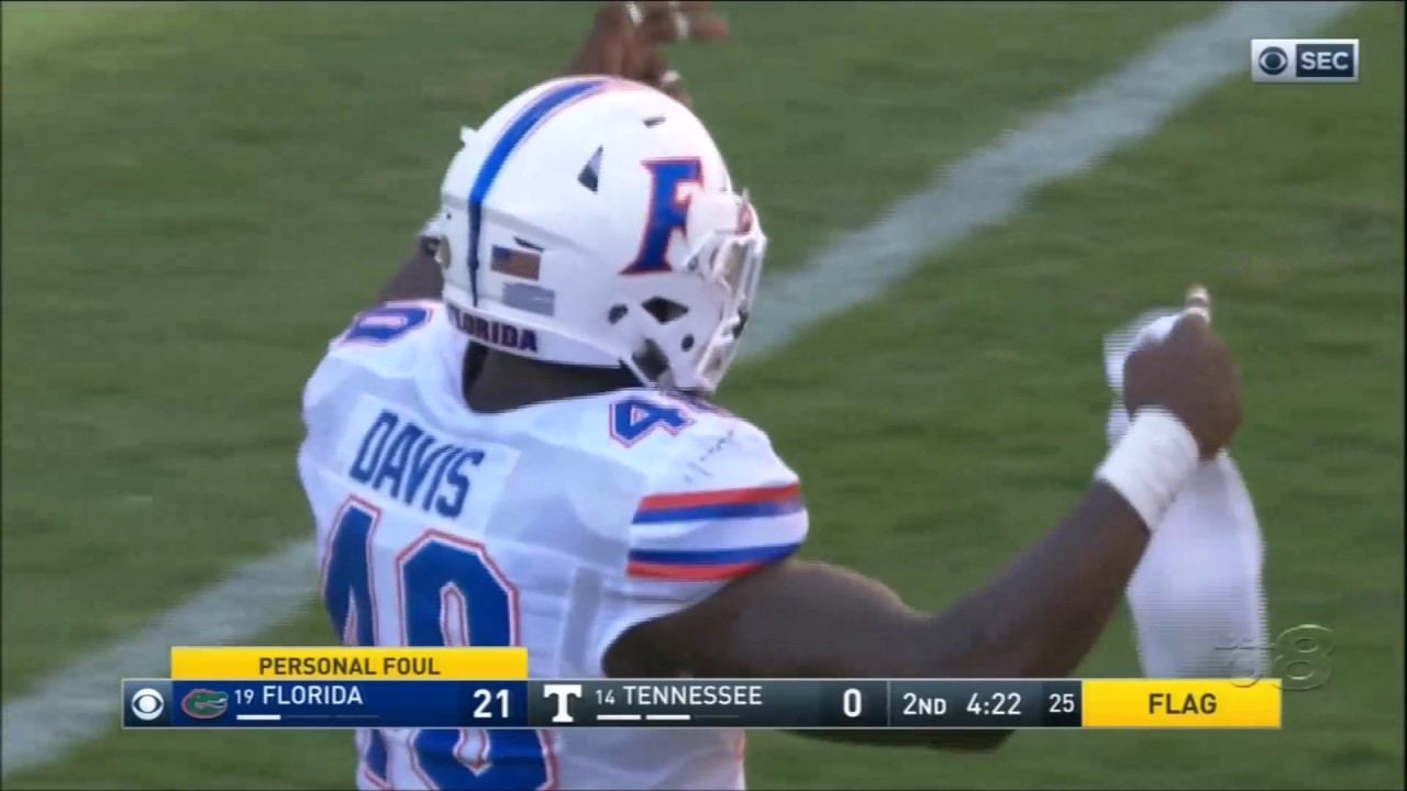 Jarrad Davis vs Tennessee 16'