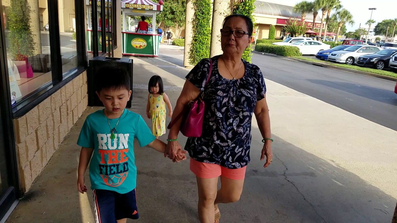 Destin outlet mall july 4th 2017 YouTube