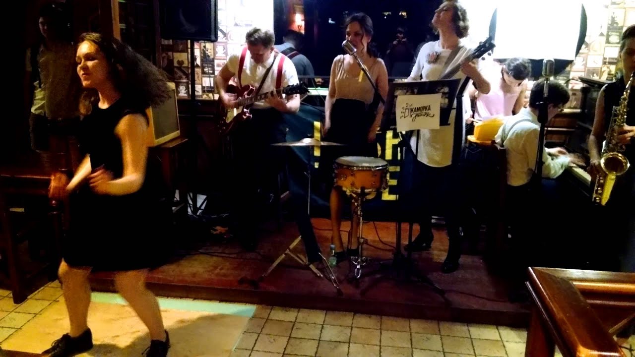 Каморка Jazzz feat. Kseniia Batrak - Umbrella