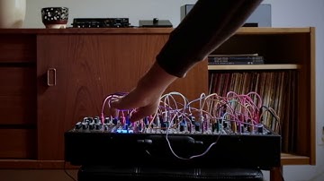 Clutter - a fully generative Eurorack Patch