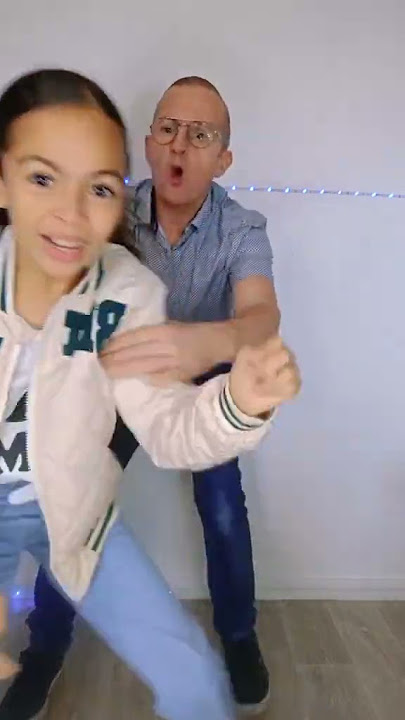 REPRENDRE LE RÔLE DE LA FILLE EXCITÉ DÈS 8H DU MATIN ! ( MDRR )