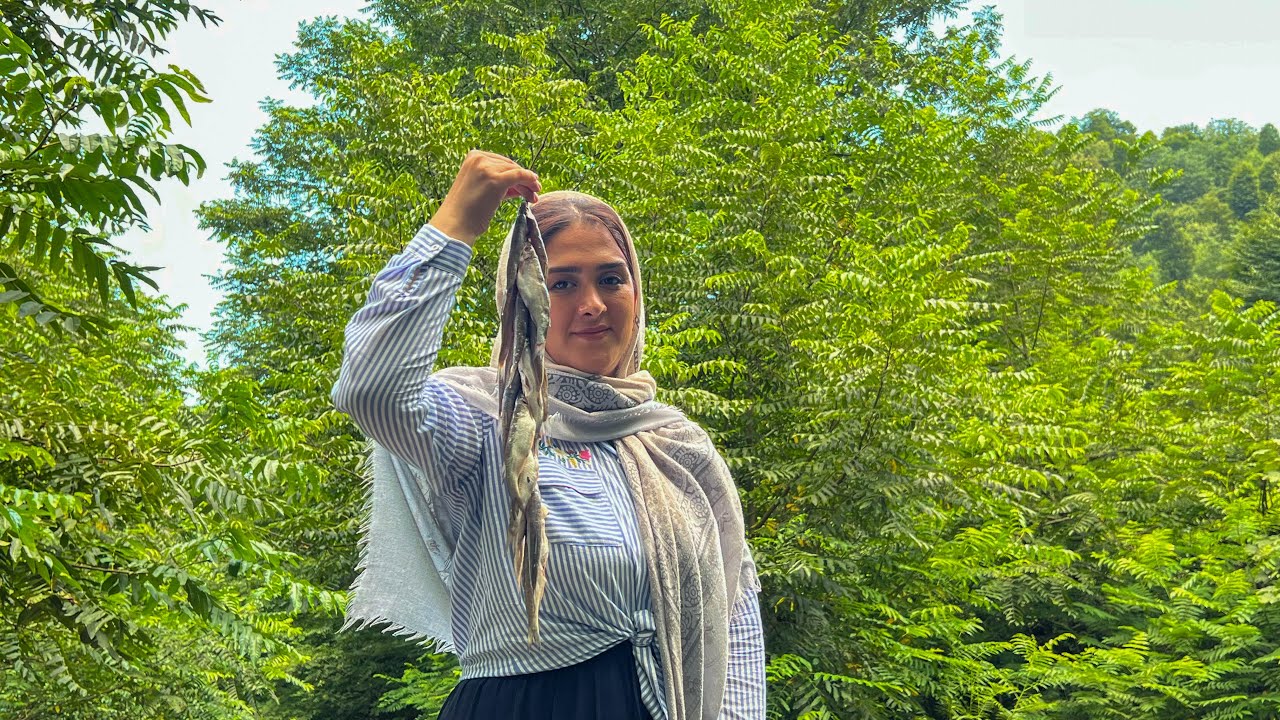 Dill rice with fish, cooking the traditional food of the villagers