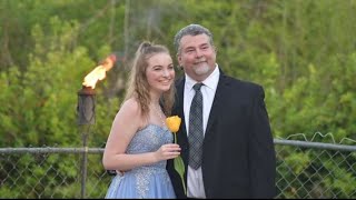 Kansas City dad surprises daughter with driveway prom after COVID-19 cancels senior prom