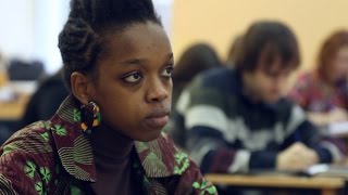 Девушка из Сенегала приехала в ПГНИУ, чтобы выучить русский язык Девушка из Сенегала приехала в ПГНИУ, чтобы выучить русский язык