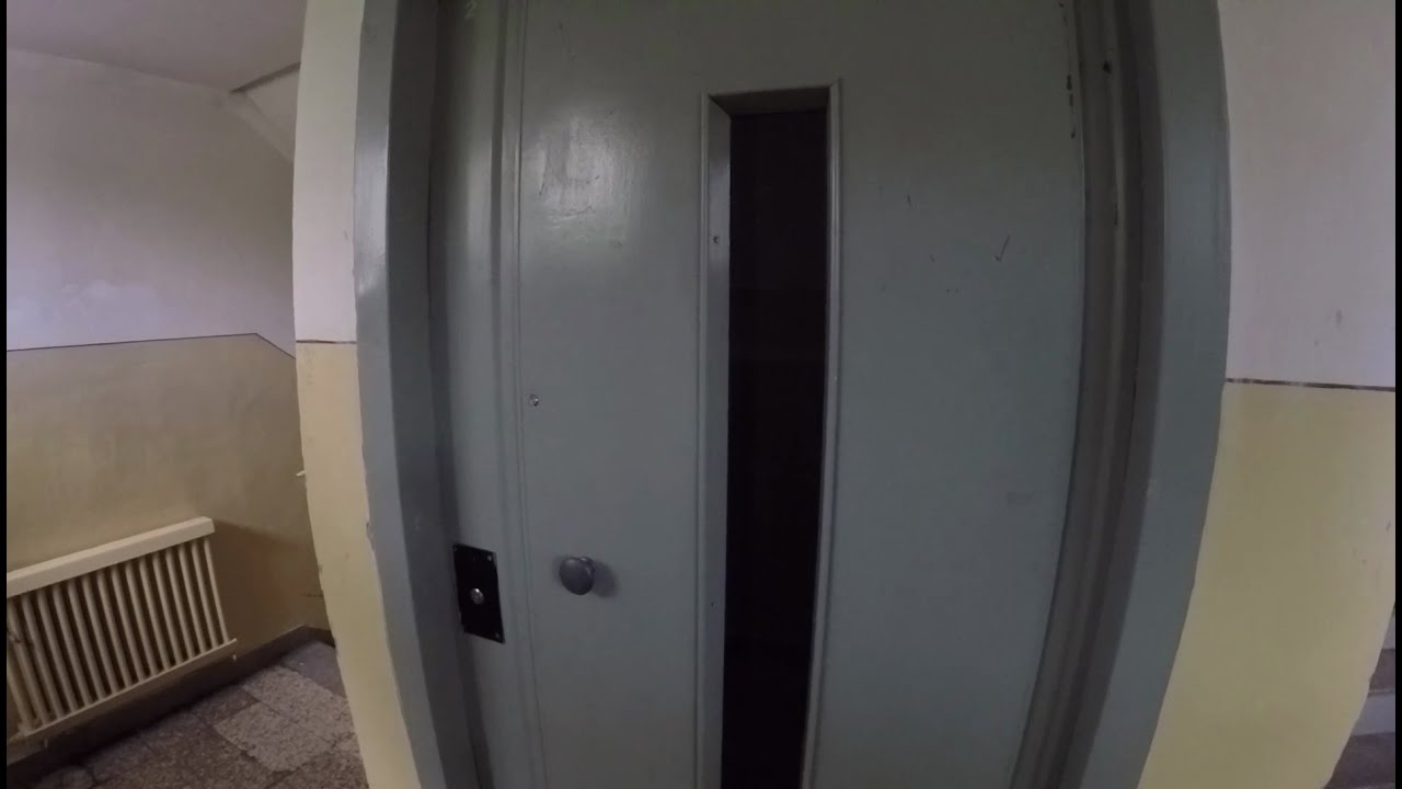 Elevator ZUD Traction mod by SUAiD @ Os. Powstań Narodowych 35, Poznań, Poland