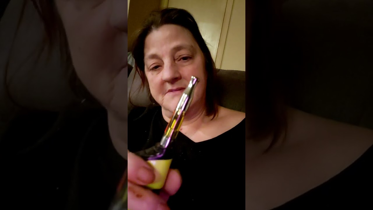 heavy hitters reviews pt 1 the start master kush real 😲 omg flavor reaction not impressed yet BLS