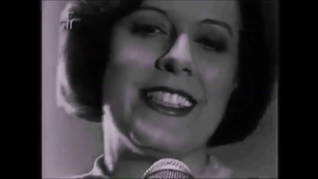 Celly Campello Banho de lua (1960)