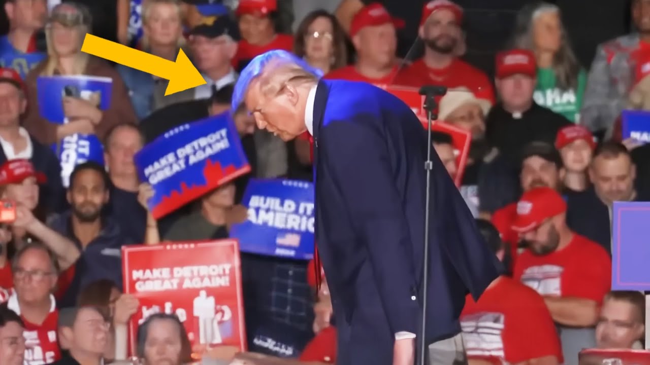 Trump wanders around stage 17 minutes after MASSIVE glitch