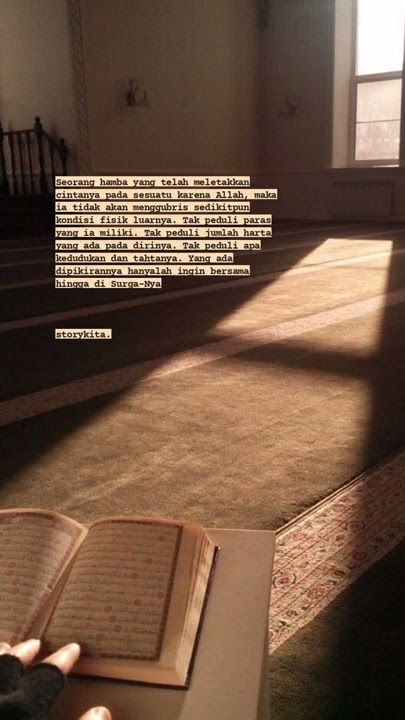 ANA UHIBBUKA FILLAH By. Story WA