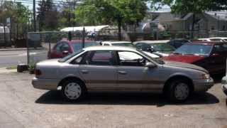 Look at a 1995 Ford Taurus GL