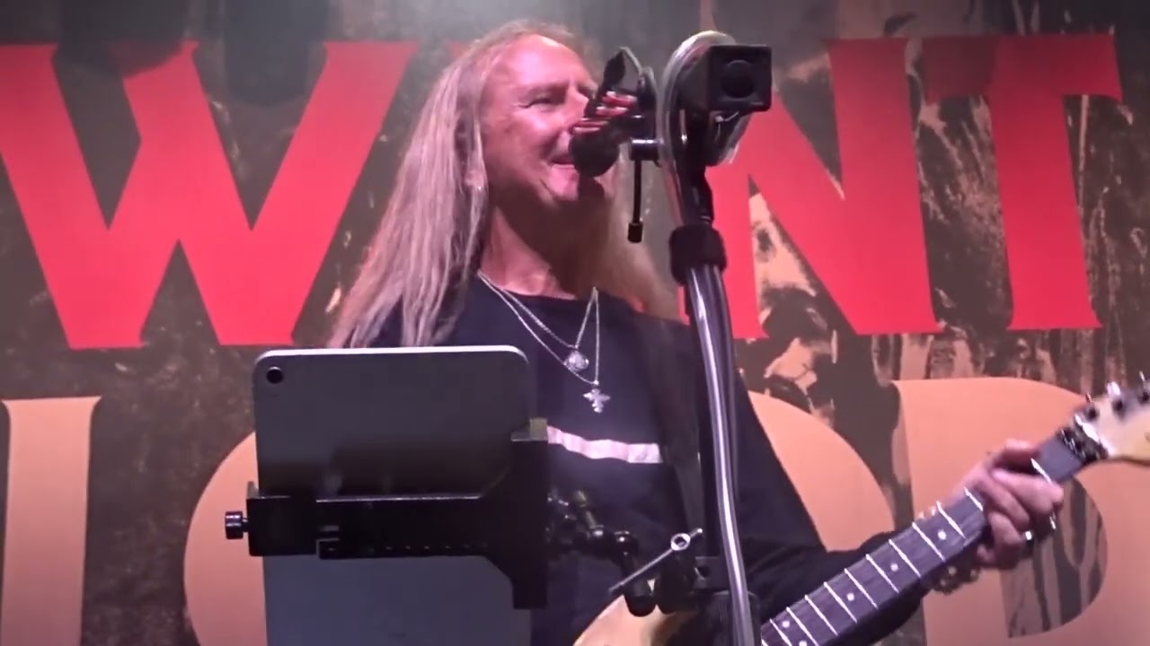 Jerry Cantrell (Alice in Chains) - Man in The Box - Live