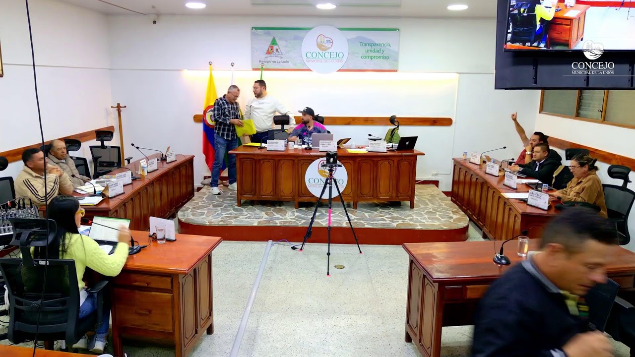 Sesión Secretaría Agricultura, Medio Ambiente  y Turismo - Yesica Quintero - Secretaria