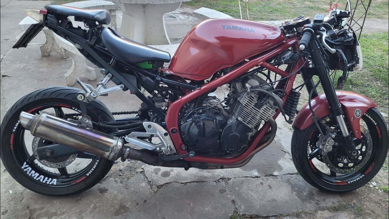 YAMAHA XJ600 SECA2 -DIVERSION REFORMADA 