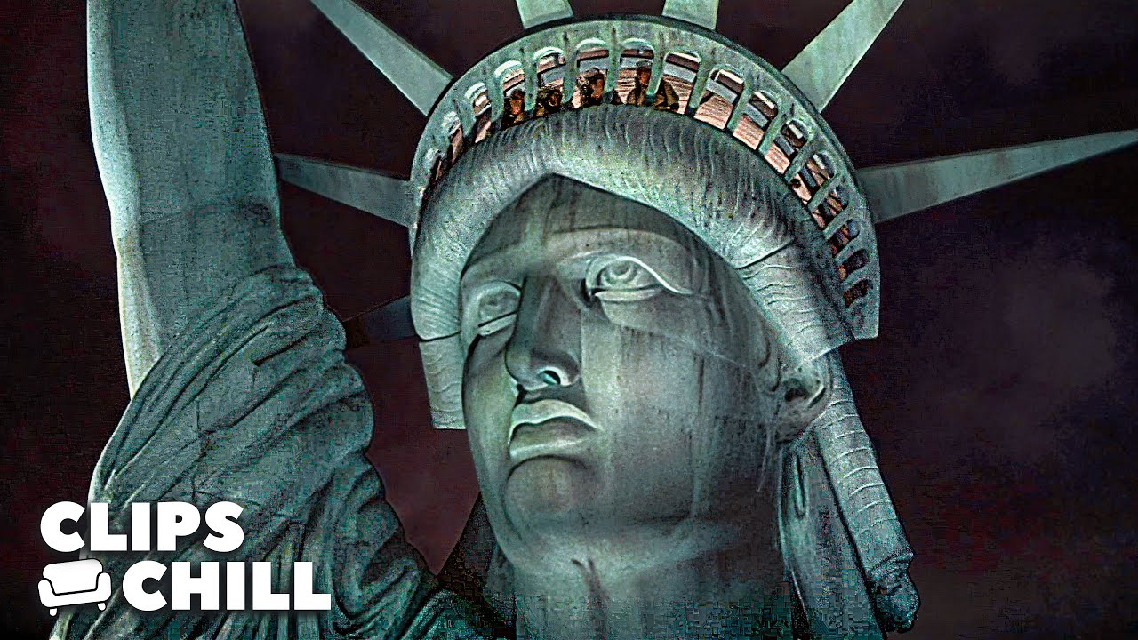 La Estatua de la Libertad cobra Vida | Los Cazafantasmas II (Bill Murray)