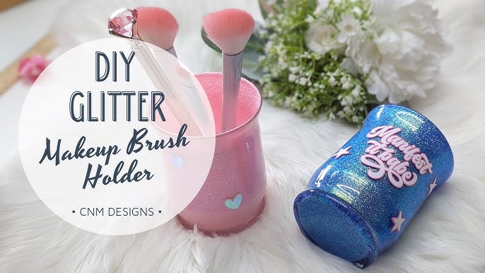How-to: Makeup Brush Carrier by Crafty Gemini 