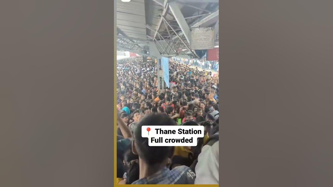 Mumbai Local Train crowd | Mumbai Train Rush video #Mumbailocal #Localtrain #Rush #Viral