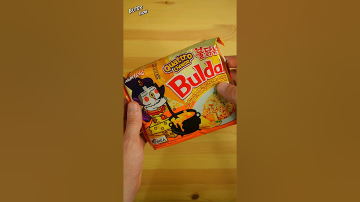 Пробую Самую Сырную Лапшу Buldak 🧀 #shorts