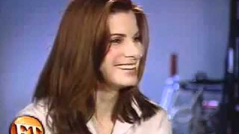 Sandra Bullock promo-interview about her movie "Murder By Numbers" (05/15/2001)