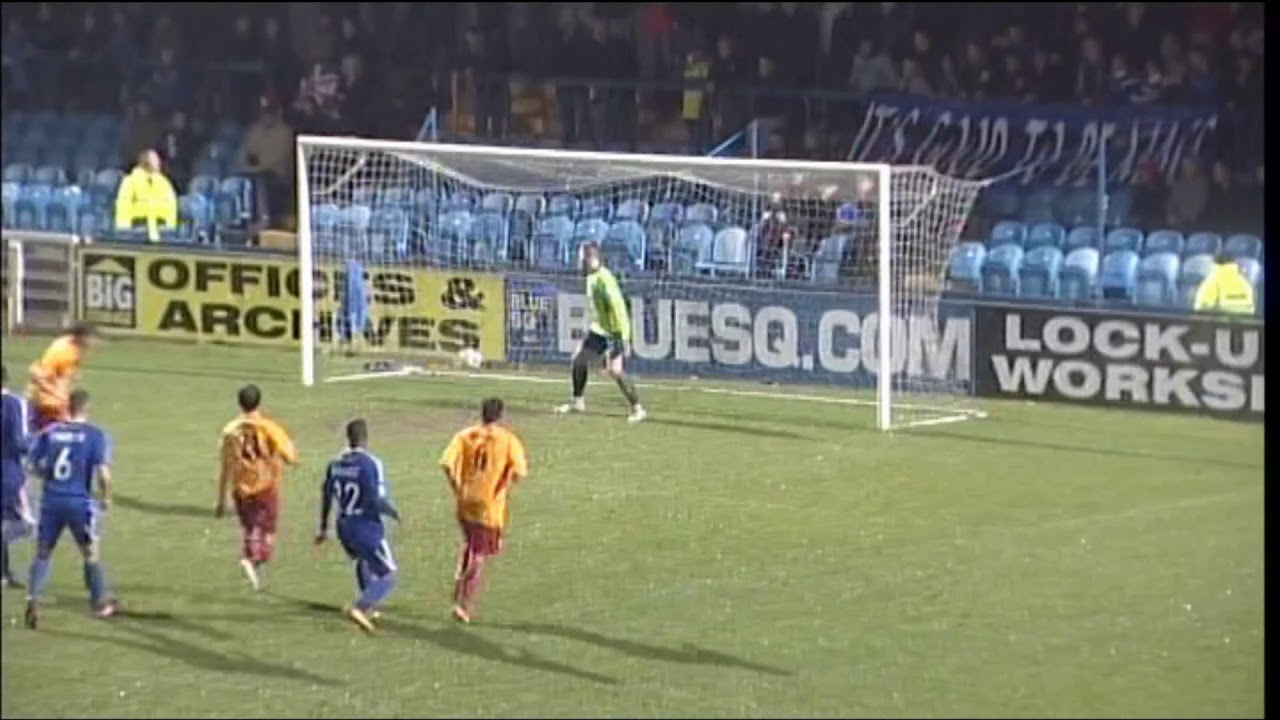 32 Macclesfield Away   Phil Jevons Penalty