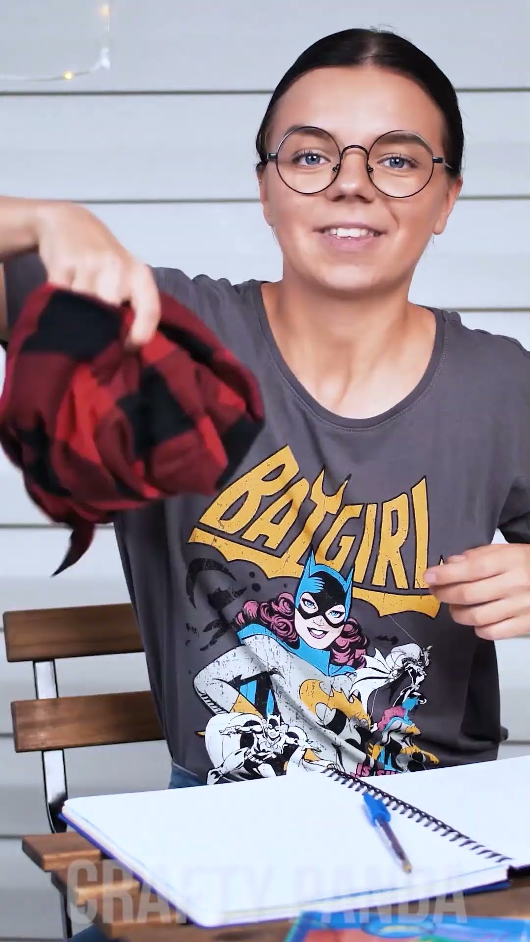 Turn an Old Shirt into a Stylish Bag! ??