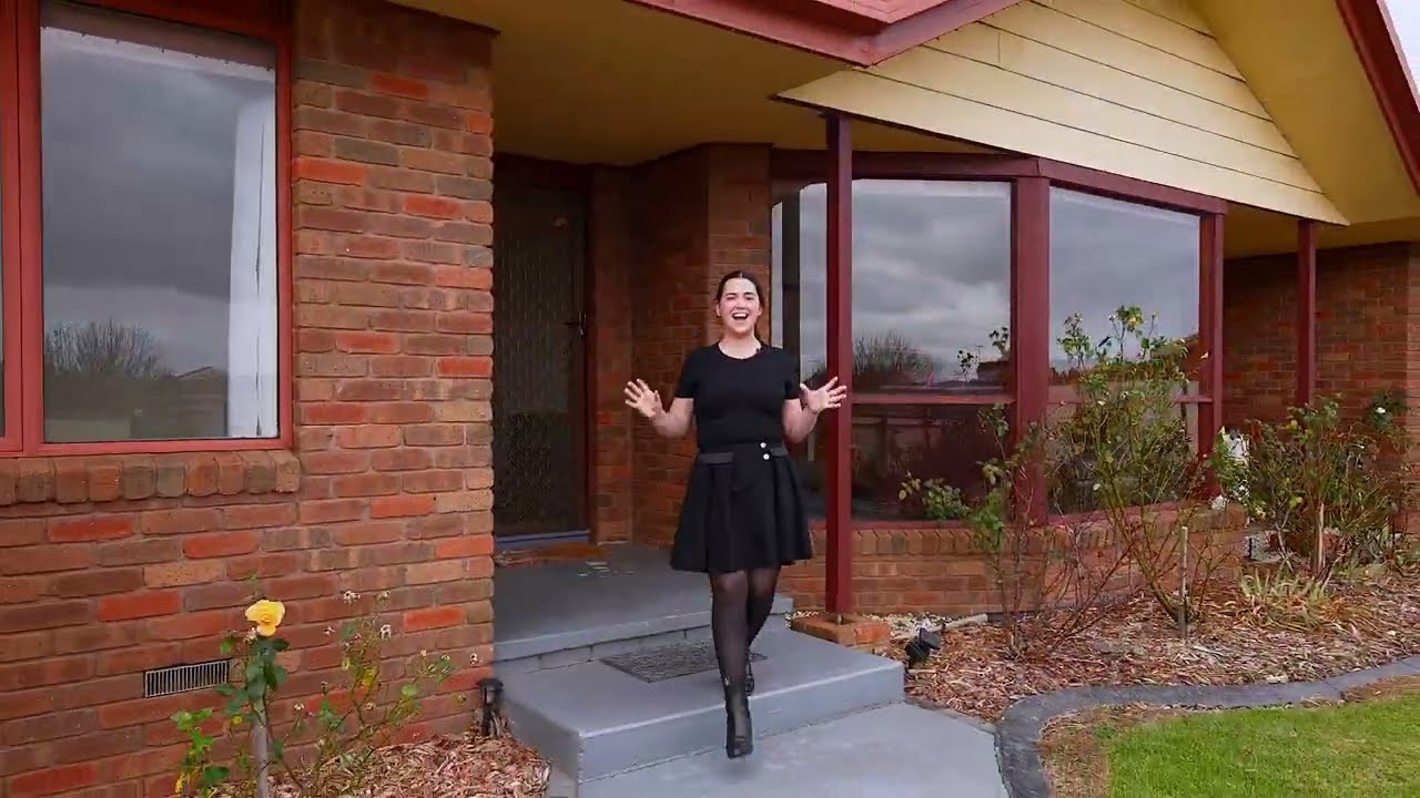 21 Earl Crescent, Bannockburn Michaela Miller - Geelong Real Estate Co