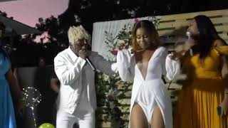 Elizabeth Michael (Lulu) akikata kiuno wimbo wa Rayvanny ft Diamond platnumz - Tetema Elizabeth Michael (Lulu) akikata kiuno wimbo wa Rayvanny ft Diamond platnumz - Tetema