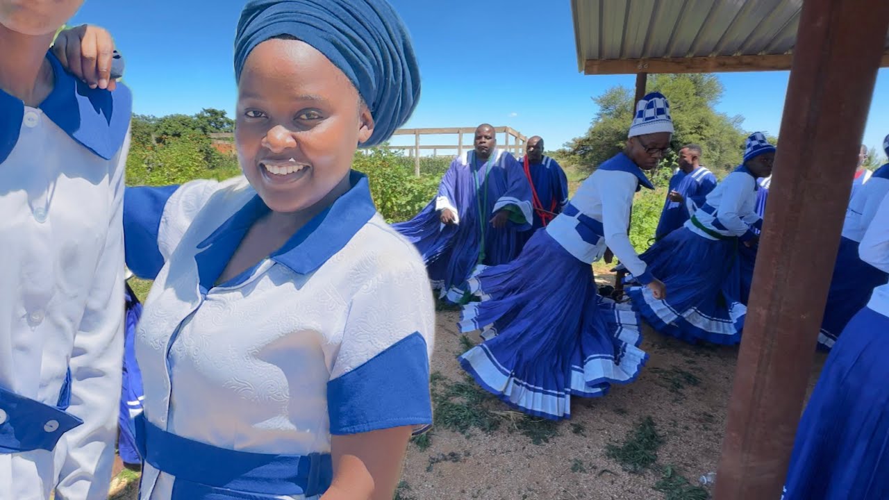 Я посетил Апостольскую церковь Сиона в Булавайо, Зимбабве | Зимбабвийский ютубер