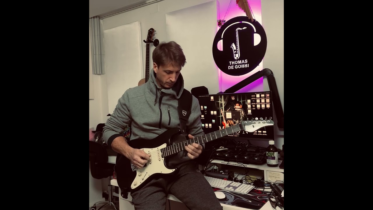 Ho provato a strimpellare l' assolo di Purple Rain di Prince chiaramente (non sono un chitarrista)