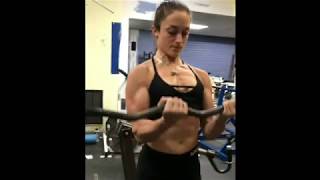 Model Huge Biceps 55.