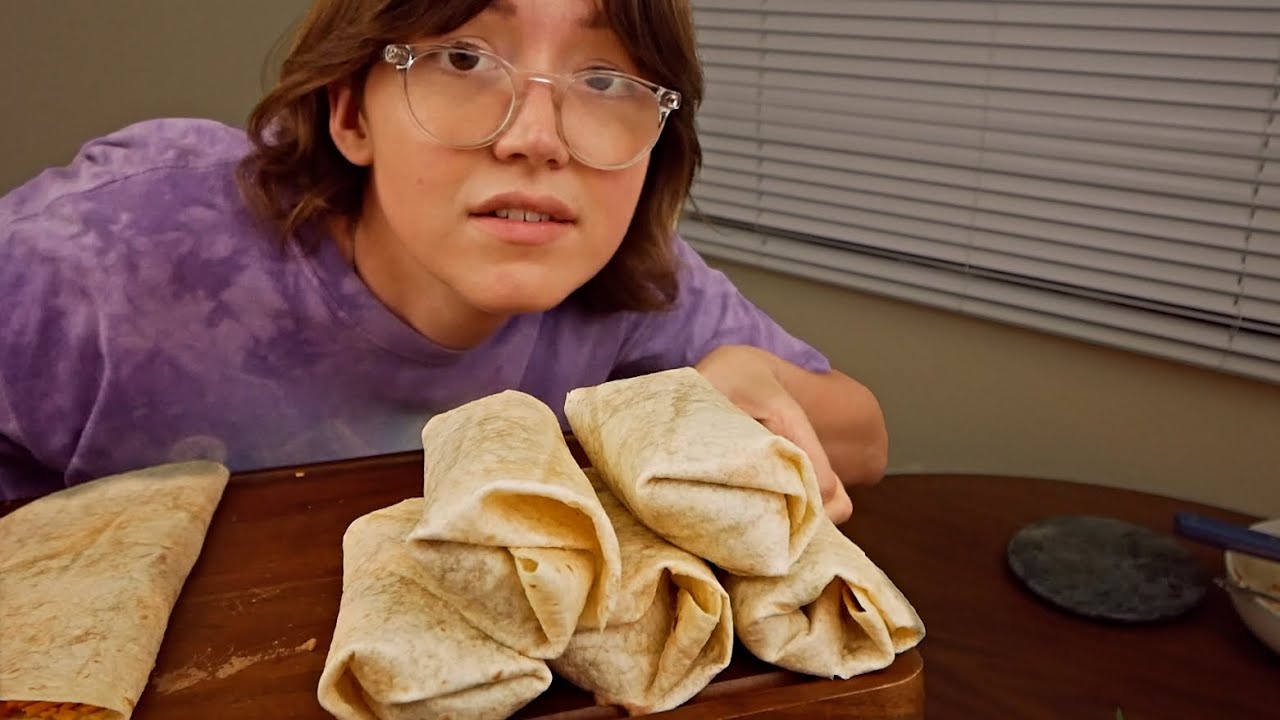 let's meal prep some vegan breakfast burritos using what's in the kitchen !!