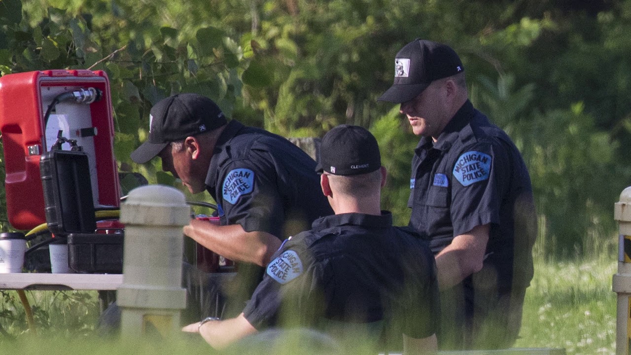 Mother, twin daughters dead after car driven into Kalamazoo River newspaper mockup