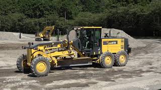 Komatsu motor grader GD675 #motorgrader