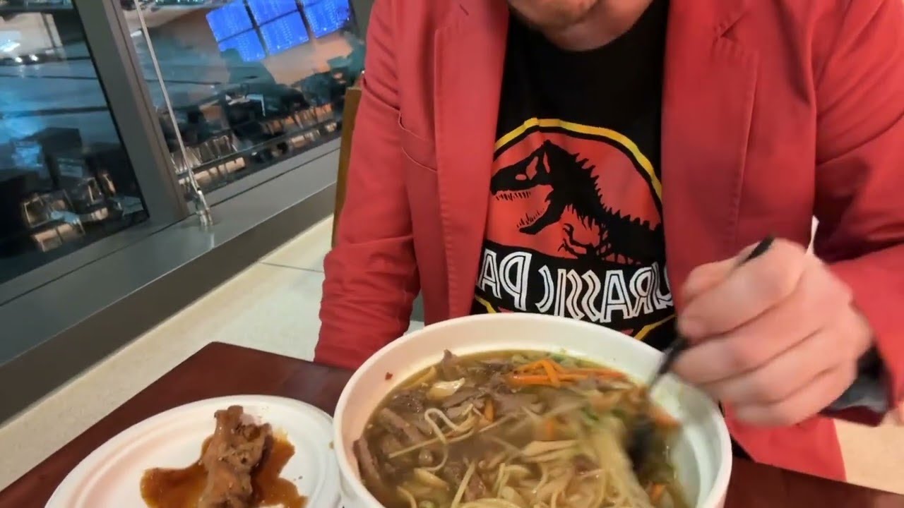 Update 1 Eating Ramen in Qatar Airport YouTube