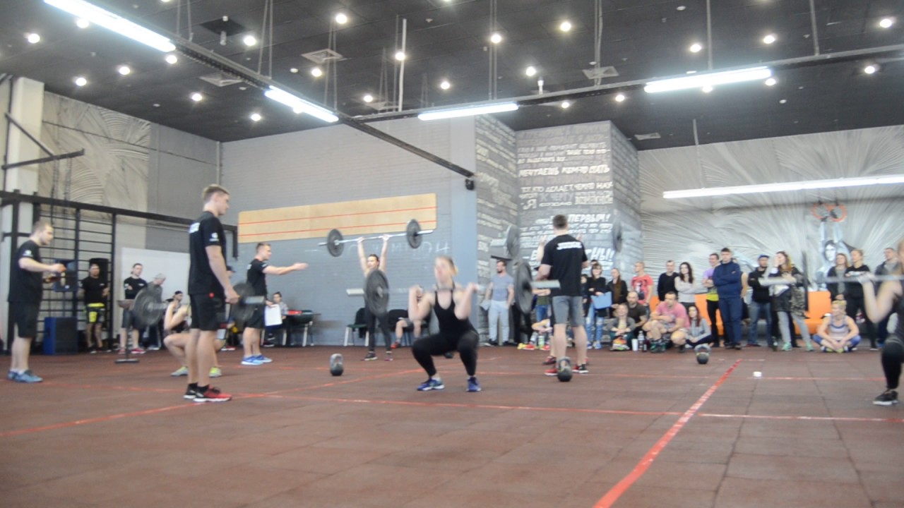 Женщины 1 схема, трастер Внутрениий турнир по кроссфит DOG&GrandCrossFit бодибилдинг после 40