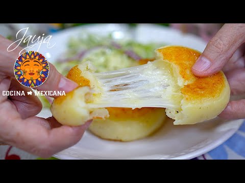 Tortitas De Papa Rellenas De Queso Oaxaca