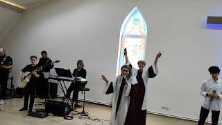 #МирВсем 🕊 В собрании евангельских христиан в Рустави, Грузия! Славим Господа Бога! 2024.05.12 (2/9)