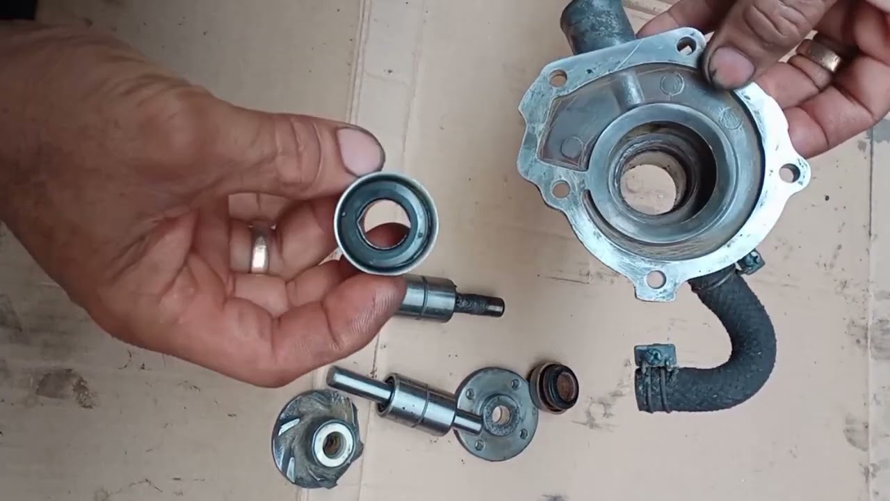 Kubota D950 Water pump bearing replacement