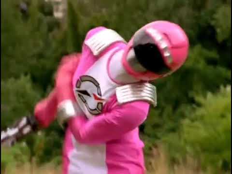 The Operation Overdrive Pink Ranger fights the fearcat #powerrangers #pinkranger
