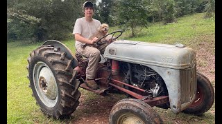 RESCUING A 1952 FORD 8N TRACTOR FROM A BARN (PART4) SHES ALIVE!!!