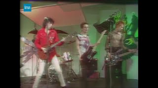 THE CLASH  - COMPLETE CONTROL (French TV -1977)