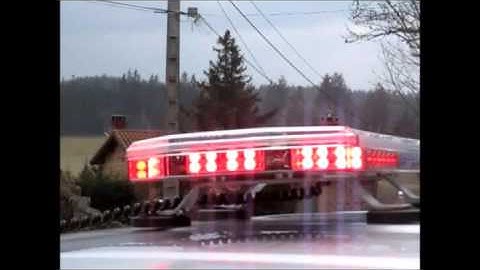 CODE3 LX2100 RED BLUE 22"