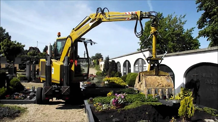 Lanz Kommunalbagger und Friedhofsbagger FB 3000 in Litzendorf