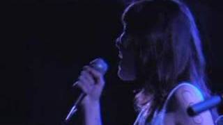 Feist - Let it Die - Live in San Francisco