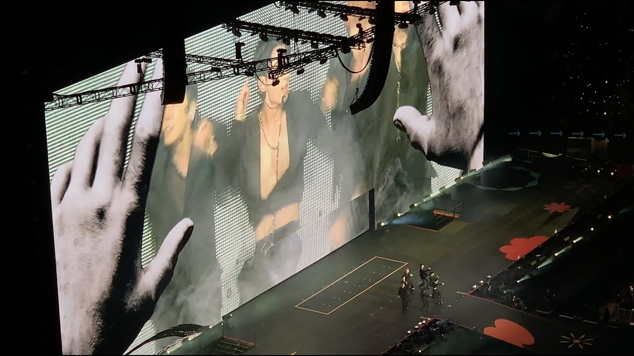 211127 - BTS  “BLOOD SWEAT & TEARS“ and 