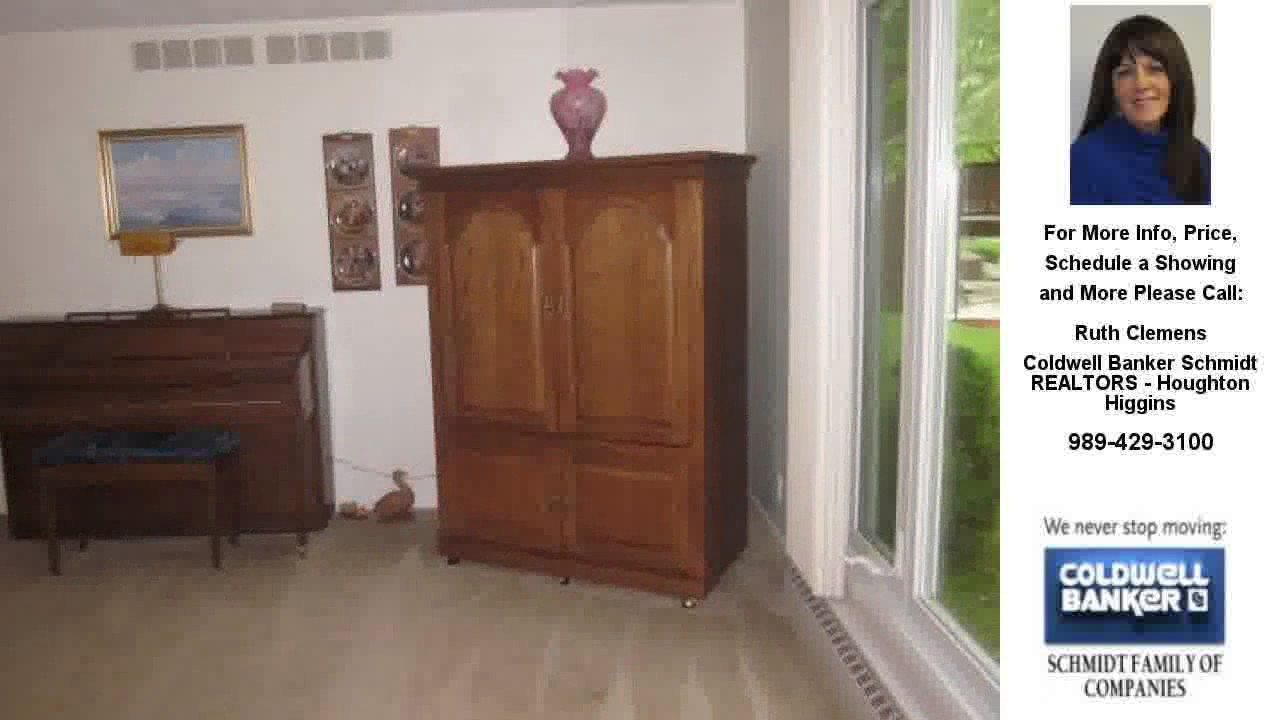 3206 S ROSCOMMON RD, Prudenville, MI Presented by Ruth Clemens.