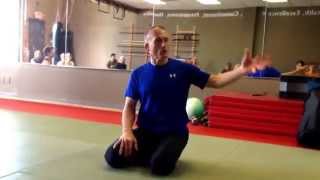 Steve Maxwell: Iranian Twisting Push-Up (half-moon push-up)