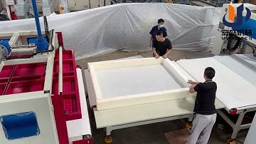 Automatic spring mattress spray glue production line