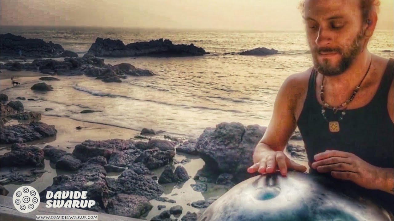 Davide Swarup - "Binaural" Cliffside improvisation in Goa  [Wear headphones for full effect]