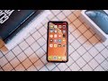 iPhone XR Unboxing and Hands On